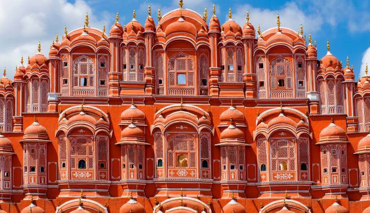 Rajasthan - Royal heritage and magnificent palaces in India's desert state